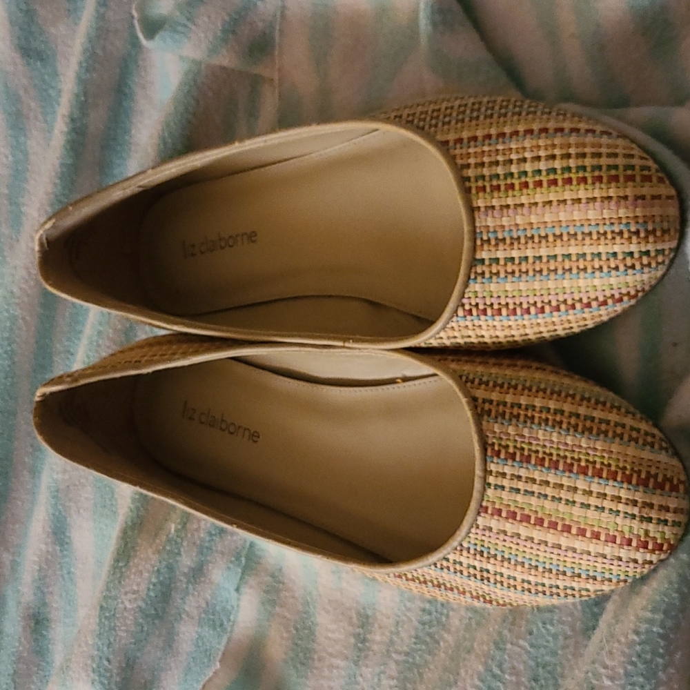 Liz Claiborne multi color flats